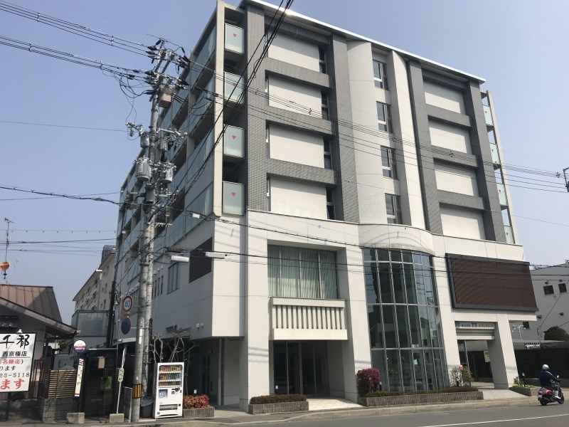 ヴァンヴェルデ西京極 外観
