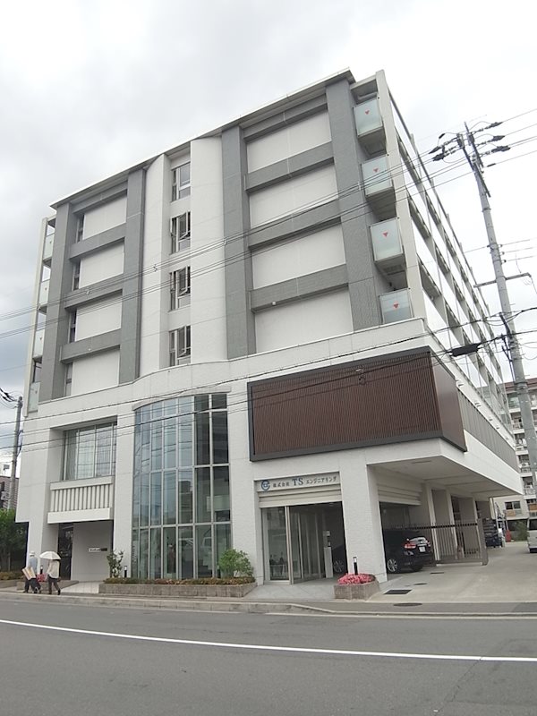 ヴァンヴェルデ西京極 外観