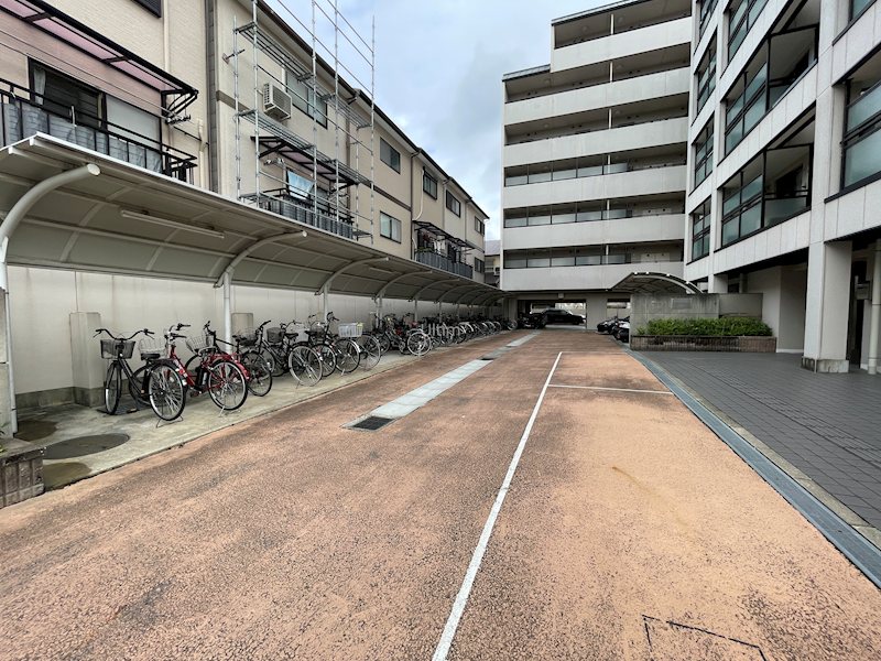 CASAGRAN洛西 駐車場
