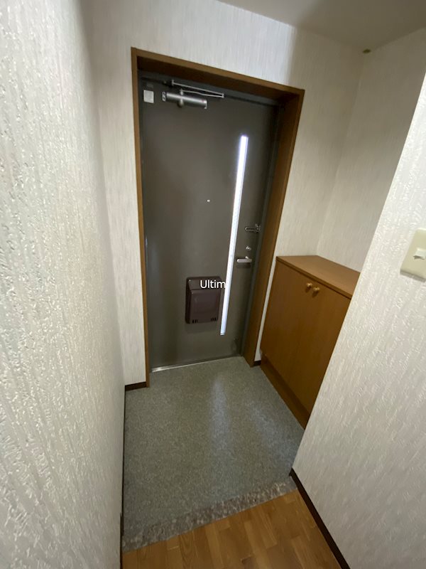 フレックス戸ノ内 玄関
