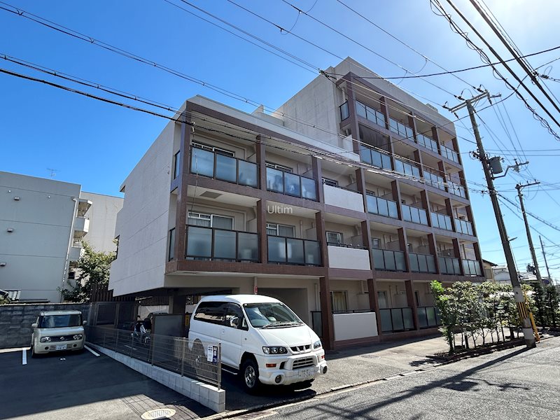 デアッシュ西京極 外観