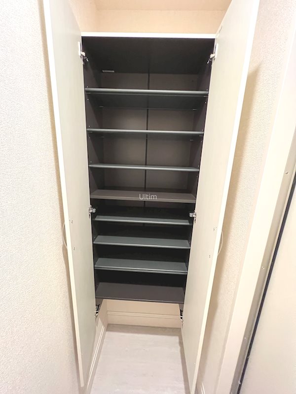 太秦レジデンスＷ棟 収納