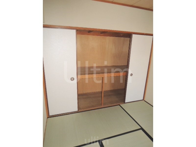 足立ハイツ竹田 収納