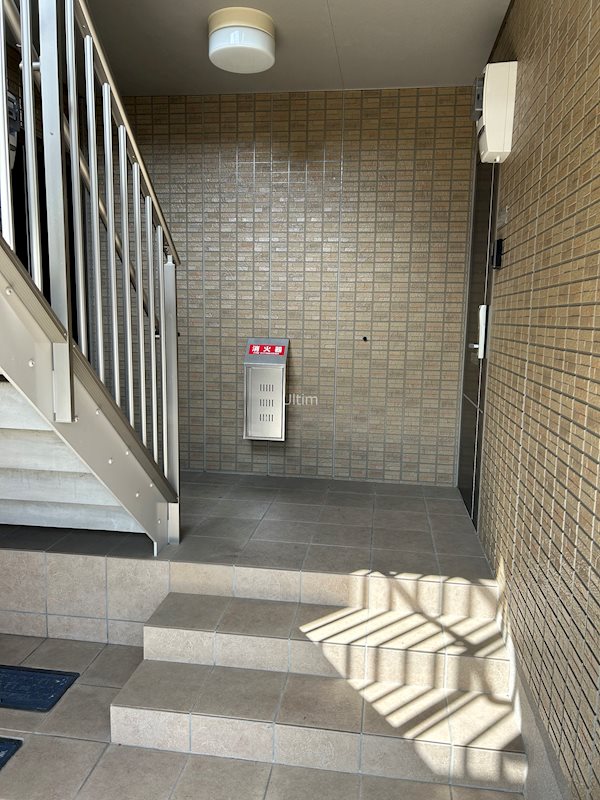 コンフォート西京極 エントランス
