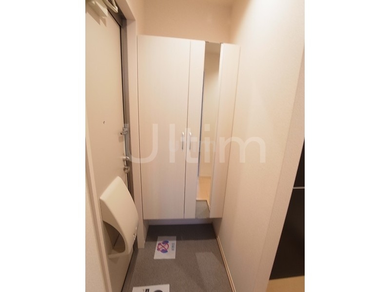 コンフォート西京極 玄関