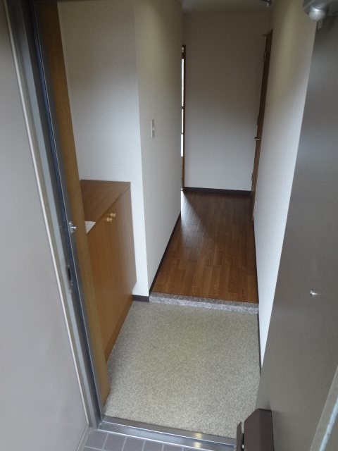 フレックス戸ノ内 玄関