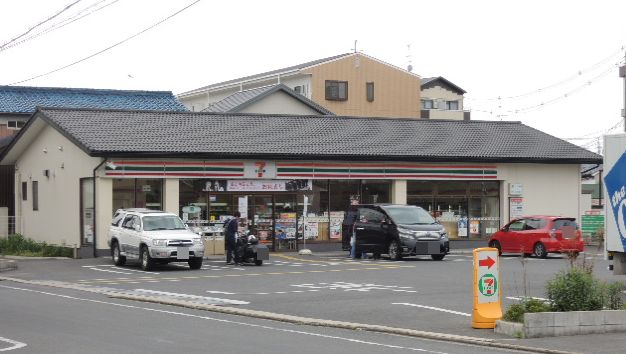 アビタシオン コンビニ