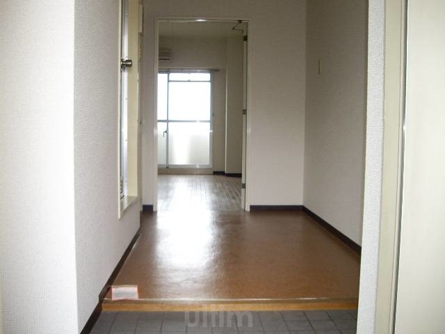 レナジア城南宮 玄関