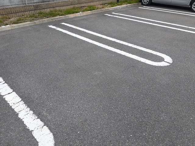 Ｎｏｕｒｉｓｈ　Ｃｏｓｉｙｏ 駐車場