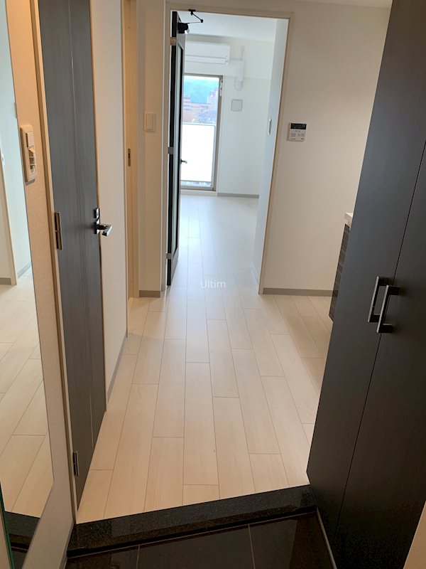 ベラジオ京都西院ウエストシティⅡ 玄関