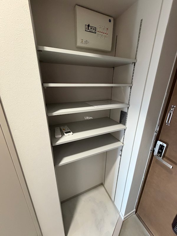 ネオレジデンス 収納
