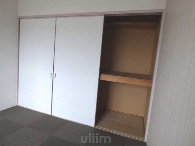 エンブレム城南宮 収納