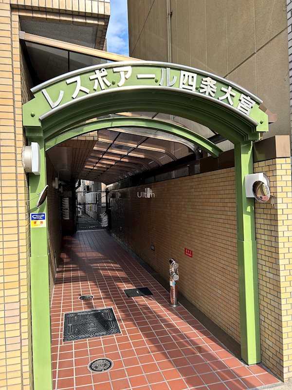 レスポアール四条大宮 エントランス