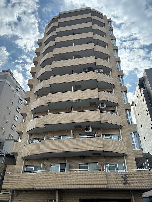 レスポアール四条大宮 外観