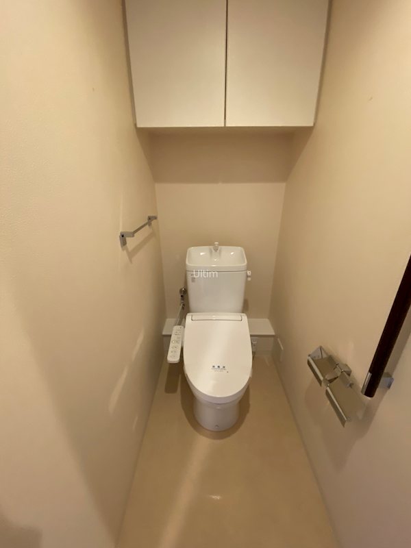 サーパスシティ西院日照町 トイレ