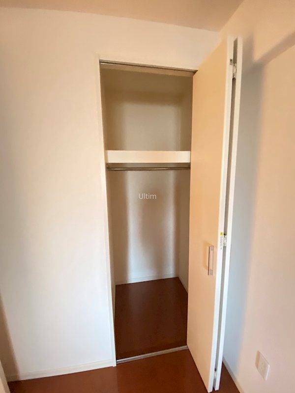 サーパスシティ西院日照町 収納