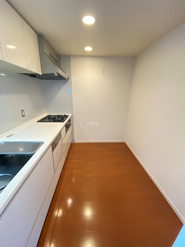 サーパスシティ西院日照町 キッチン