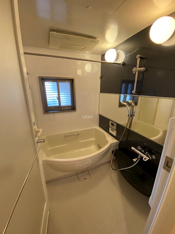 サーパスシティ西院日照町 風呂画像