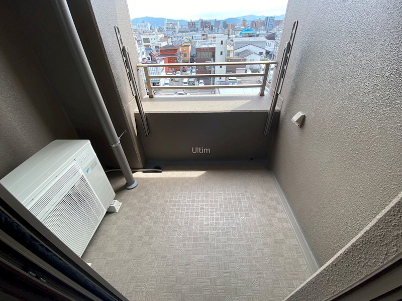 サーパスシティ西院日照町 ベランダ