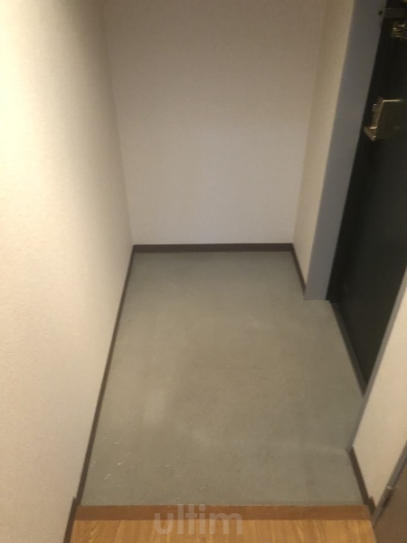 シェ・レ・クレール 玄関
