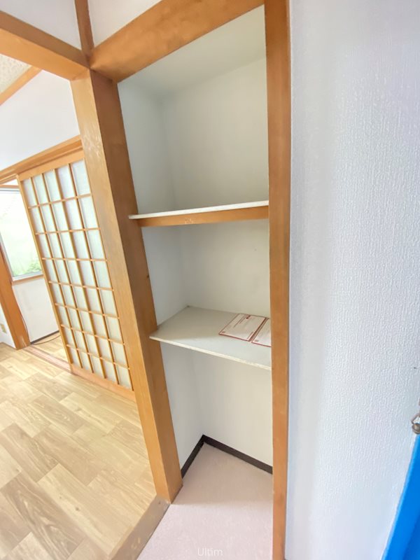 パープルハイツ 収納