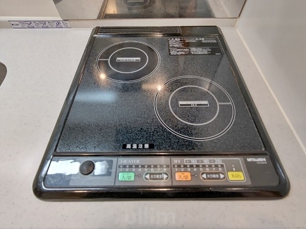 プレサンス京都四条烏丸クロス キッチン