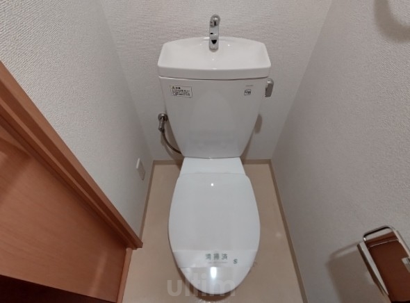 プレサンス京都四条烏丸クロス トイレ