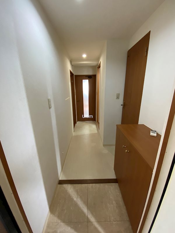 パストラーレ城南 玄関