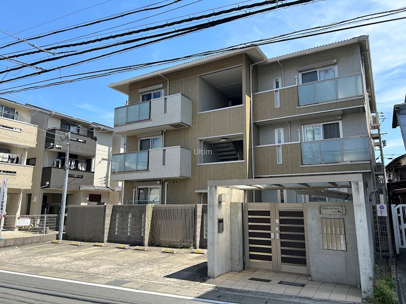 アプローズ・ドムス 外観