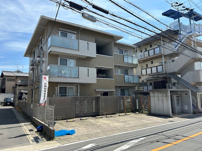 アプローズ・ドムス 外観