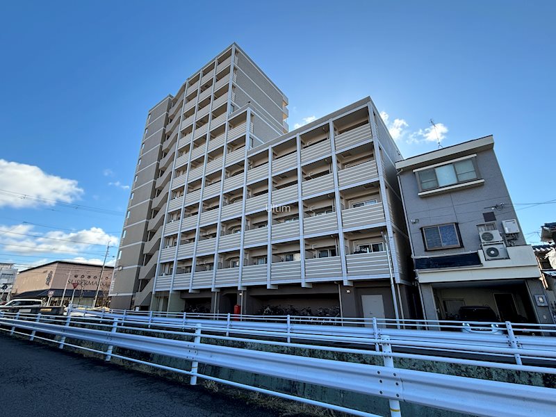 KDXレジデンス西大路 外観
