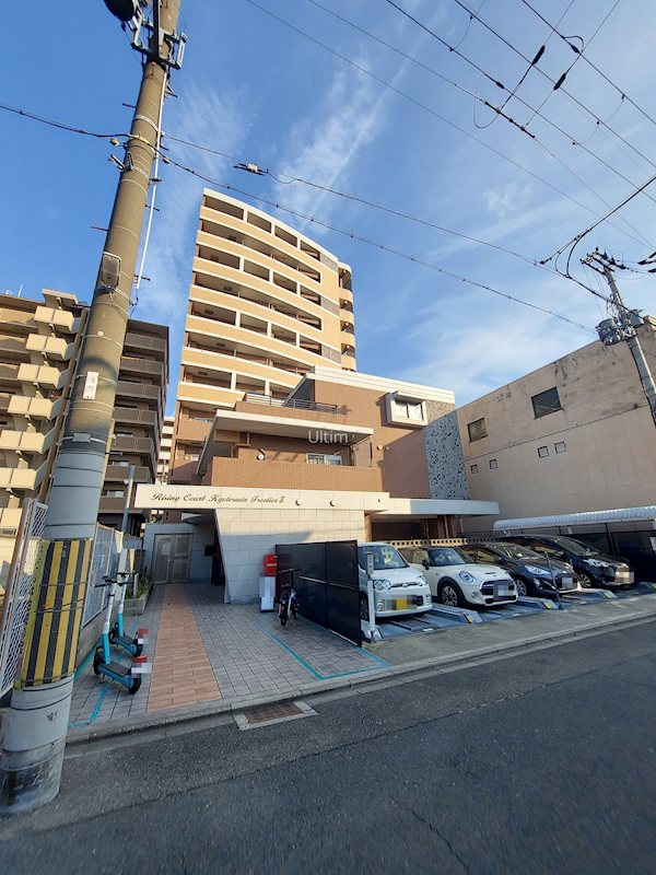 ライジングコート京都西院フロンティアⅡ 外観