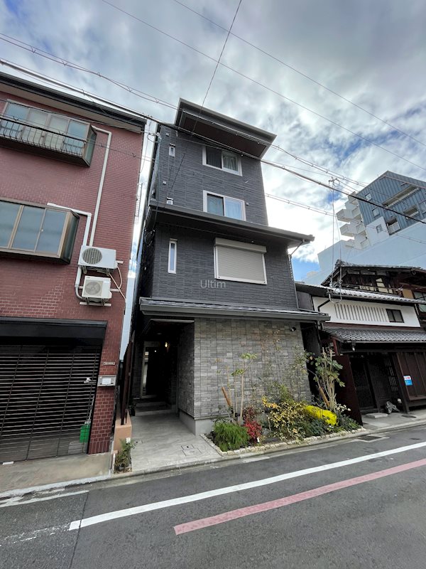 Ｃｏｍｆｏｒｚａ有隣 外観