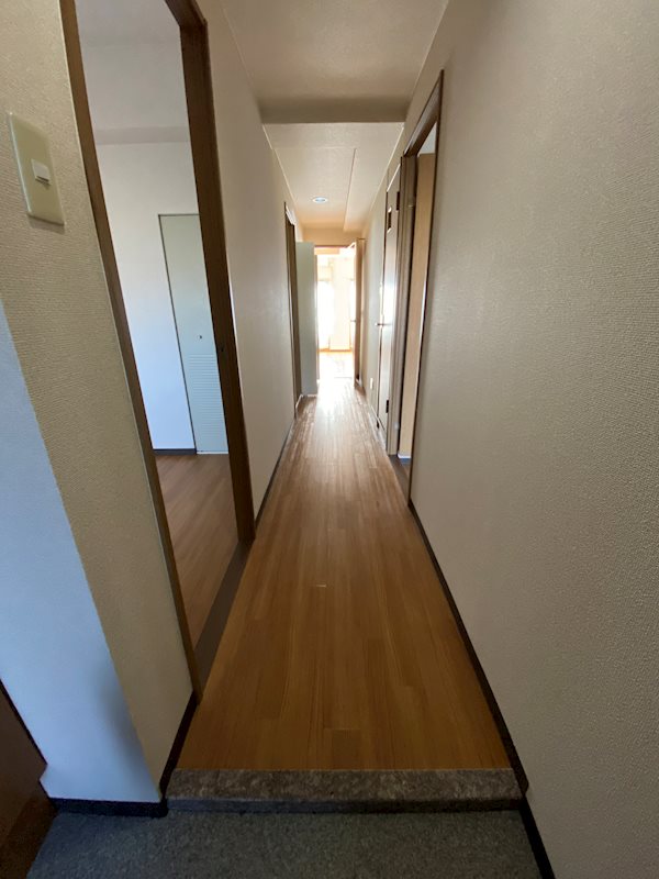 フレックス戸ノ内 玄関
