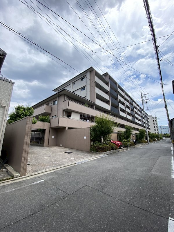 イニシア梅小路公園 外観