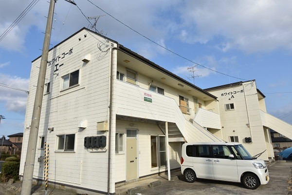 ホワイトコーポエー 外観