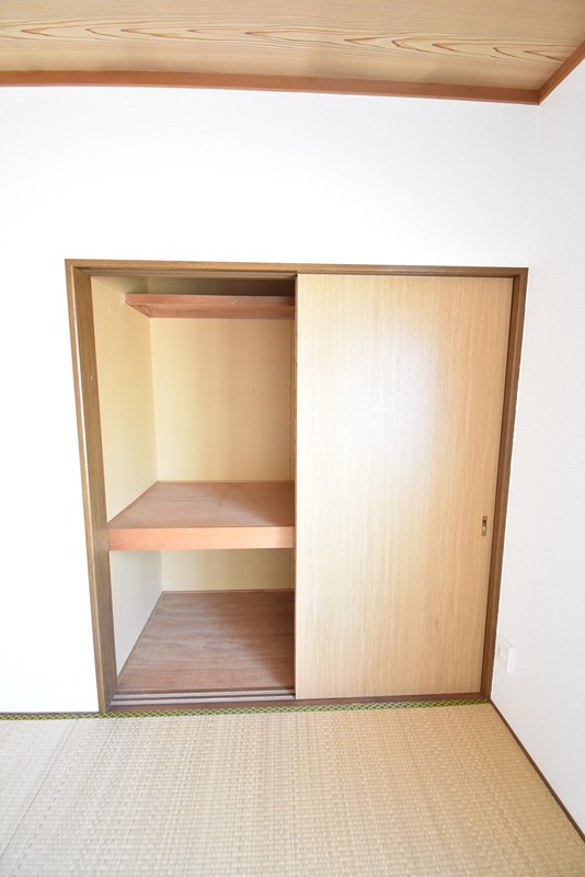 ワタナベ住宅 収納