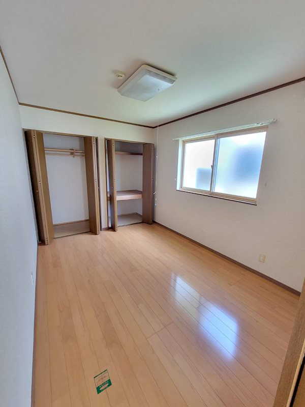 イーストタウン  ベッドルーム