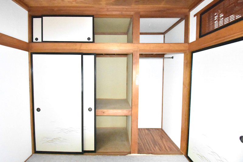 小笠原住宅　１号室 収納