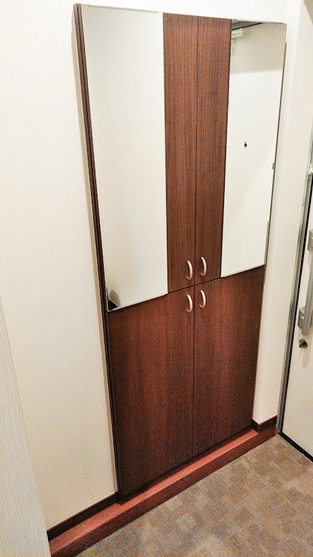 メゾンドクレール 玄関