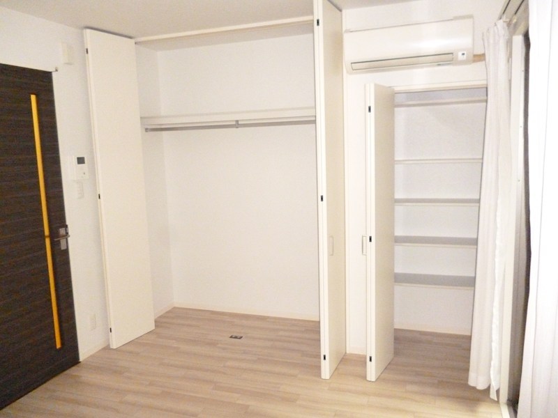 ヴェルエール西竹ノ塚 収納