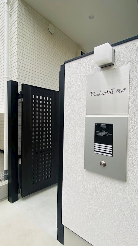 ウィンドヒル横浜 エントランス