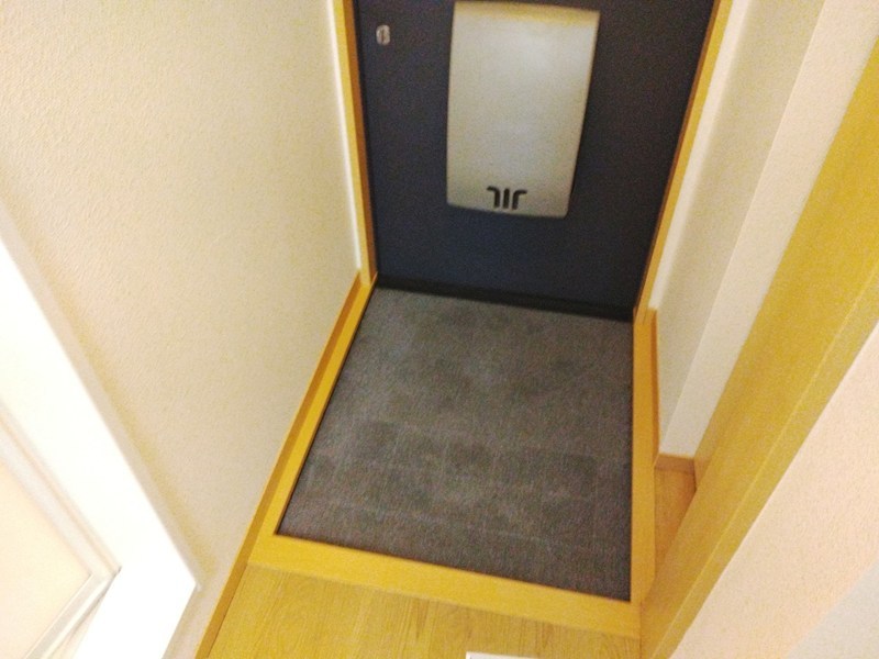 あすなろ4棟　 玄関