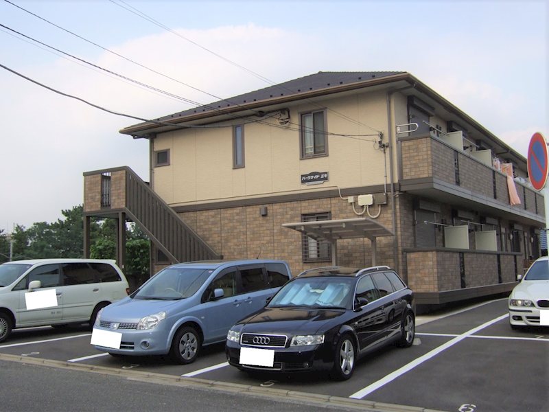 パークサイド　ミキ　駐車場 玄関