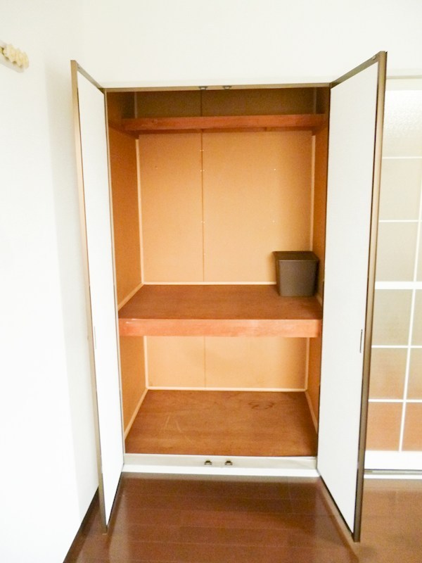 日昭ハイツ 収納
