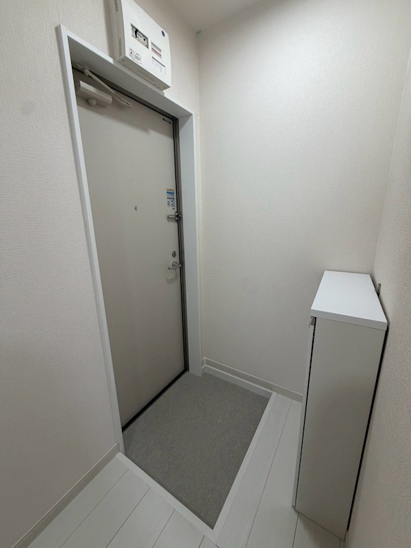 グランシャレー千住旭町 玄関