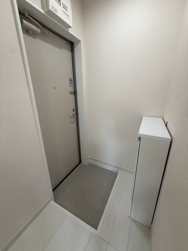 グランシャレー千住旭町 玄関