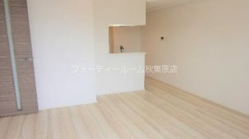 S-RESIDENCE新御徒町East       リビング