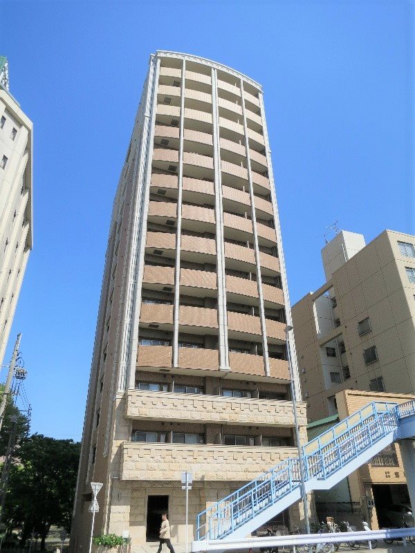 プレサンス金山グリーンパークス 外観
