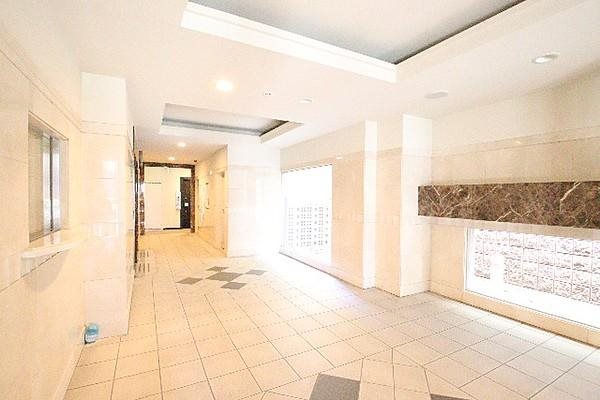 プレサンス金山グリーンパークス ロビー